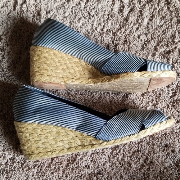 Wedge peep toe - Picture 2 of 6